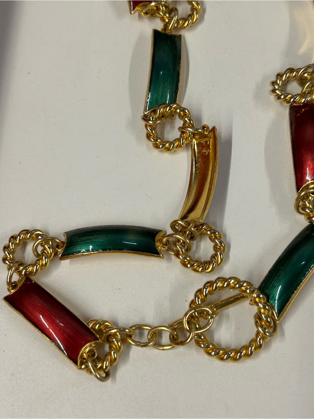 Gucci 2970’s vintage gold plated enameled chain belt great condition